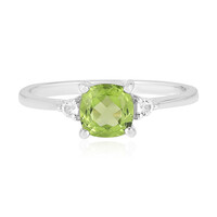 Zilveren ring met een peridoot