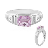 Zilveren ring met een kunziet
