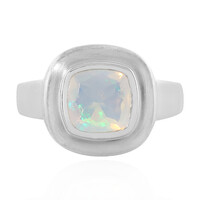 Zilveren ring met een Welo-opaal
