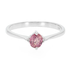 Zilveren ring met een Padparadscha saffier
