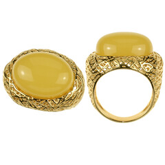 Zilveren ring met een Baltische barnsteen