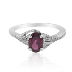 Zilveren ring met een rhodliet