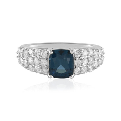 Gouden ring met een Cobaltblauwe Luc Yen spinel (de Melo)