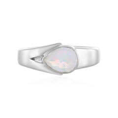 Zilveren ring met een Welo-opaal