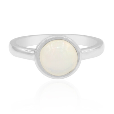 Zilveren ring met een Welo-opaal