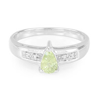 Zilveren ring met een groene saffier