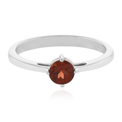 Zilveren ring met een Indische Granaat