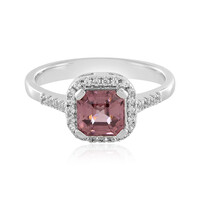 Zilveren ring met een roze zirkoon