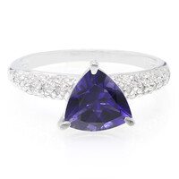 Zilveren ring met een Ceylon ioliet