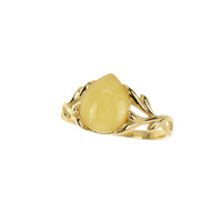 Zilveren ring met een Baltische barnsteen