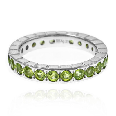 Zilveren ring met peridoots