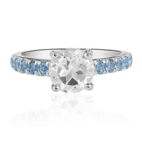 Zilveren ring met een witte topaas