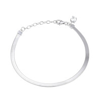 Zilveren armband met een witte topaas