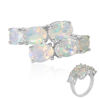 Zilveren ring met Welo-opalen