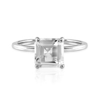 Zilveren ring met een witte topaas
