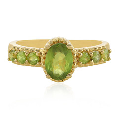Zilveren ring met een sfeen