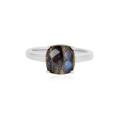 Zilveren ring met een labradoriet