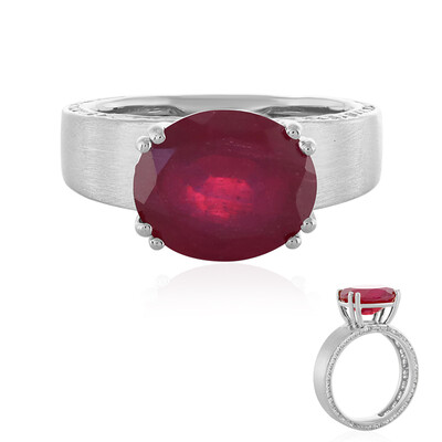 Zilveren ring met een Madagaskar Robijn (de Melo)