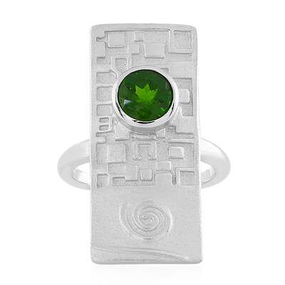 Zilveren ring met een Russische diopsied (MONOSONO COLLECTION)