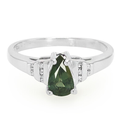 Zilveren ring met een groene saffier
