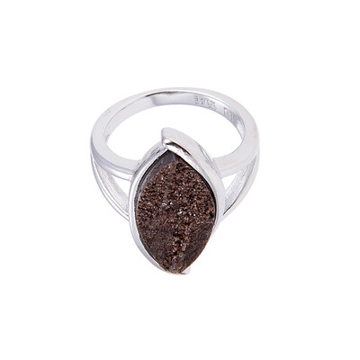 Zilveren ring met een Zwenkauer Druzy Hout