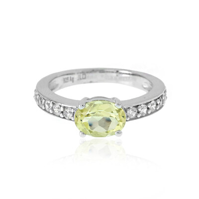 Zilveren ring met een Ouro Verde kwarts