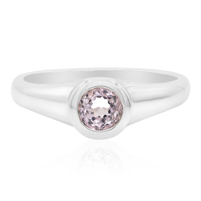 Zilveren ring met een Braziliaanse kunziet
