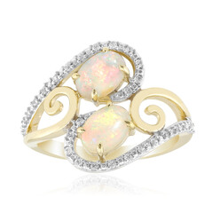 Gouden ring met Braziliaanse witte opalen