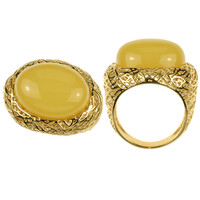 Zilveren ring met een Baltische barnsteen