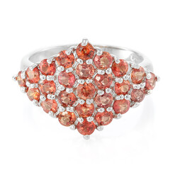 Zilveren ring met avondrode robijn