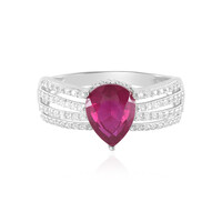 Zilveren ring met een Madagaskar Robijn (de Melo)