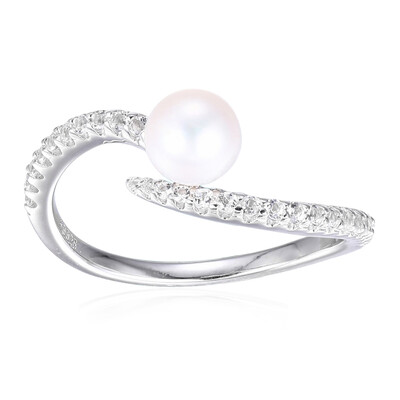 Zilveren ring met een zoetwater kweekparel