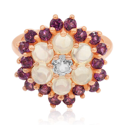 Zilveren ring met Welo-opalen