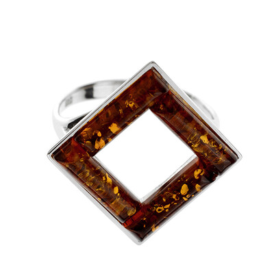 Zilveren ring met Baltische barnsteen (dagen)