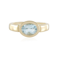 Zilveren ring met een hemel-blauwe topaas