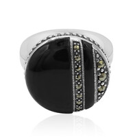 Zilveren ring met een zwarte onyx