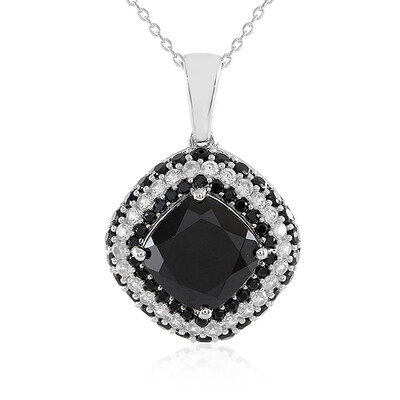 Zilveren halsketting met een zwarte spinel