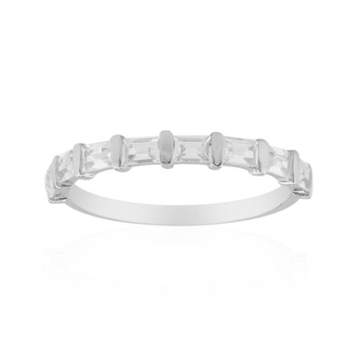 Zilveren ring met zirkonen