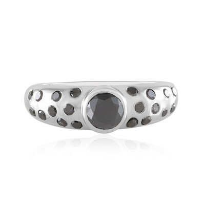 Gouden ring met een zwarte diamant