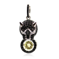 Zilveren hanger met een Ouro Verde kwarts