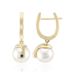 Gouden oorbellen met witte zuidzee parels (Michelle Albala)