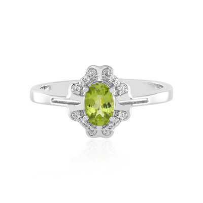 Zilveren ring met een peridoot