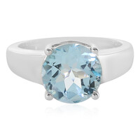 Zilveren ring met een hemel-blauwe topaas