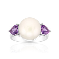 Zilveren ring met een Witte zoetwater kweekparel (Michelle Albala)