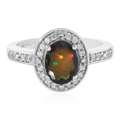 Zilveren ring met een Mezezo opaal