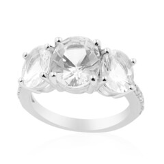Zilveren ring met een danburiet