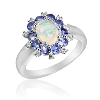 Zilveren ring met een Welo-opaal