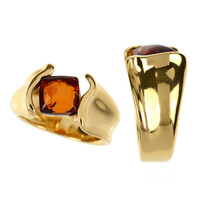 Zilveren ring met een Baltische barnsteen