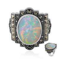 Zilveren ring met een Welo-opaal (Annette classic)