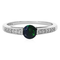 Zilveren ring met een Mezezo opaal
